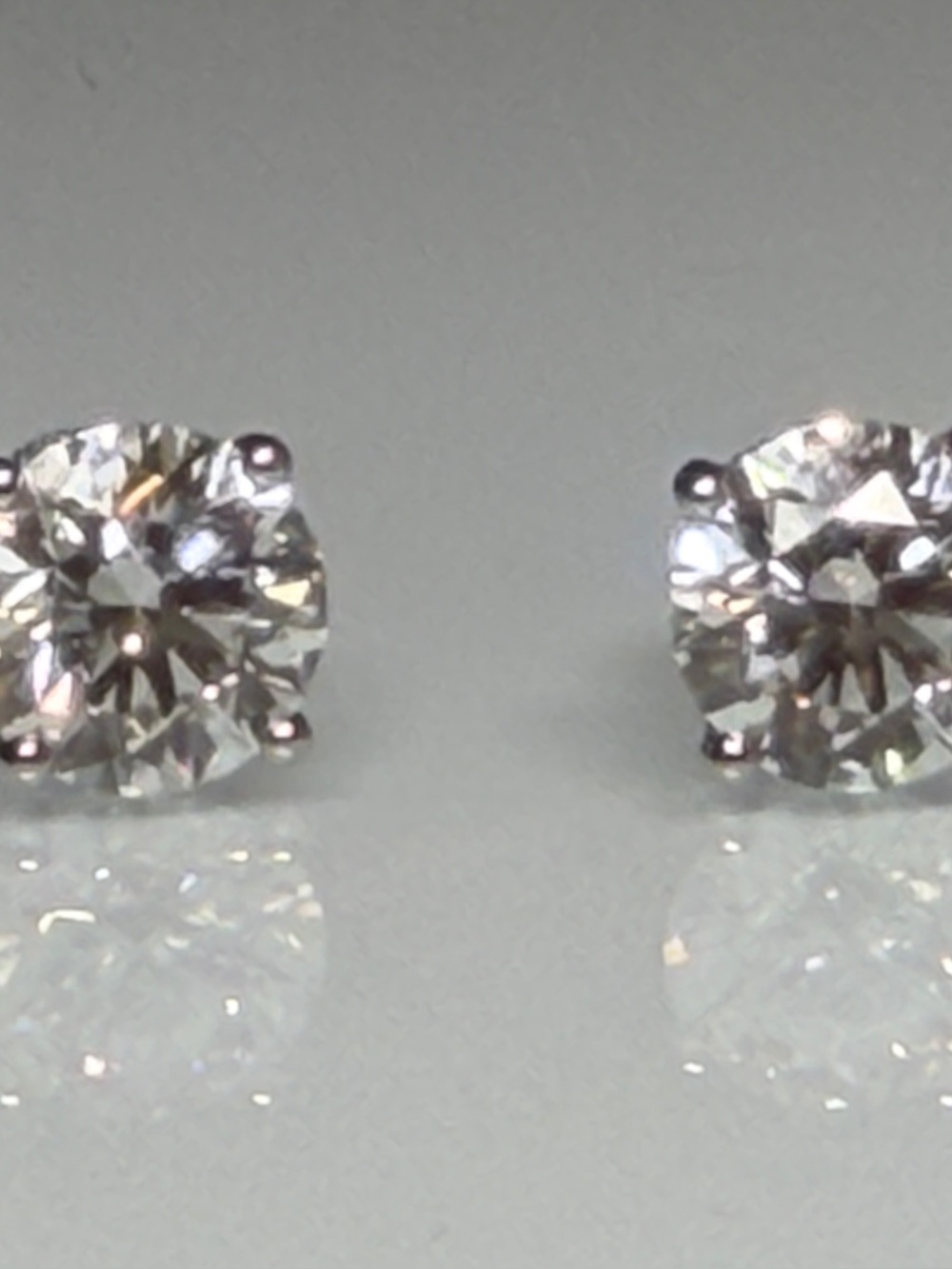 Beautiful 6.18 CTW Lab-Grown Diamond Stud Earrings G VVS2 Ideal IGI PT950.